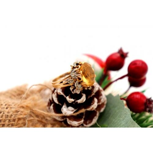 Metal Three-Band Gold Ring with Diamonds For Sale - Image 7 of 7