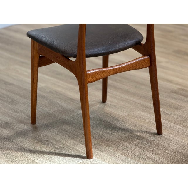 Randers Møbelfabrik Vintage Danish Teak Dining Chairs by Schiønning & Elgaard for Randers Møbelfabrik, 1960s, Set of 6 For Sale - Image 4 of 5