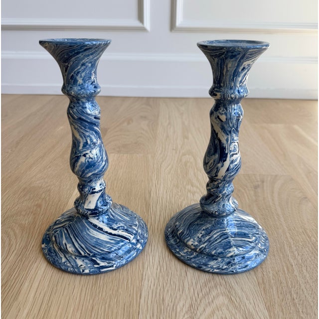 Blue Vintage Blue & White Marbleized Ceramic Candlesticks – Pair of Agateware / Aptware Style Sculptural Candleholders For Sale - Image 8 of 8