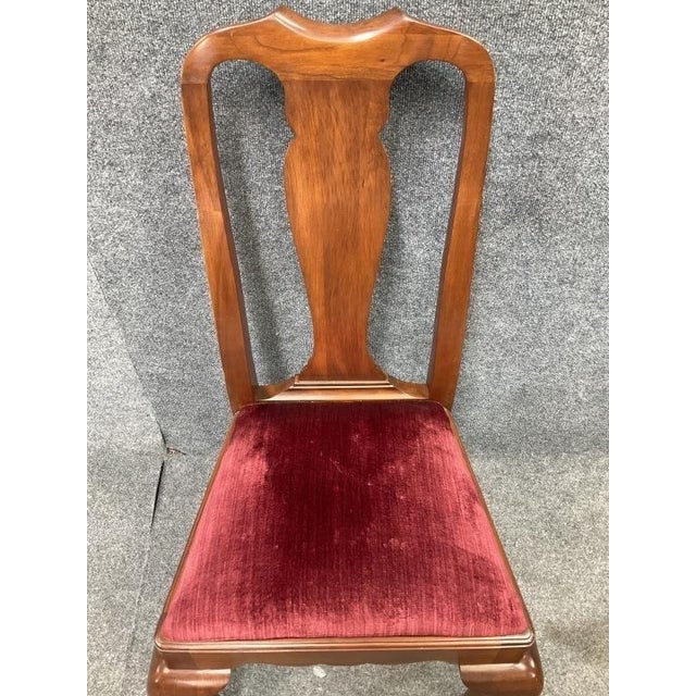 1970s Henkel Harris Solid Wild Black Cherry Queen Anne Dining Chairs - Rare Set of 8 For Sale - Image 6 of 13