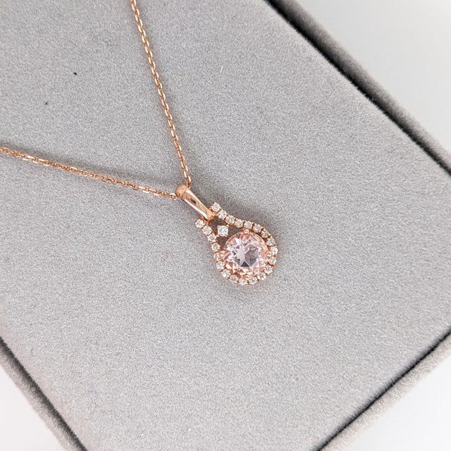 Pink Morganite Pendant With Earth Mined Diamonds in Solid 14k Gold, Round 6mm For Sale In Columbus - Image 6 of 7