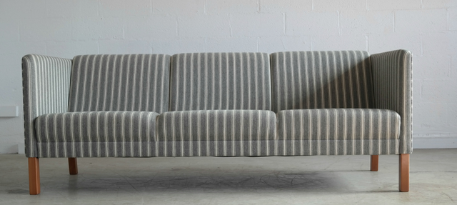 Erik Jorgensen Sofa