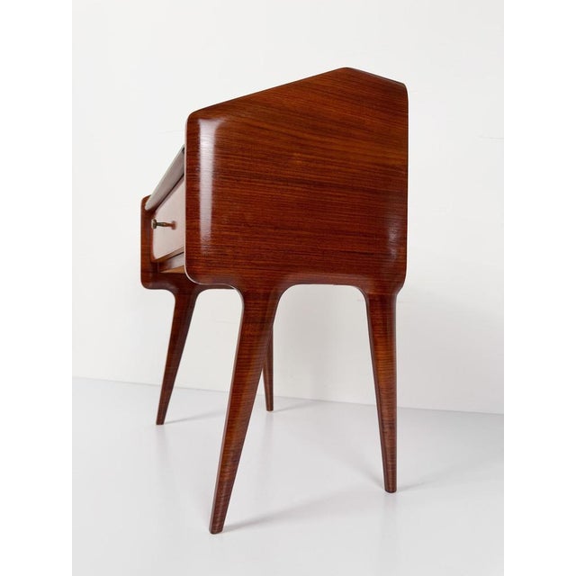 Mid-Century Modern Italian Nightstands in the style of Dassi, 1950s, Set of 2 For Sale - Image 17 of 18