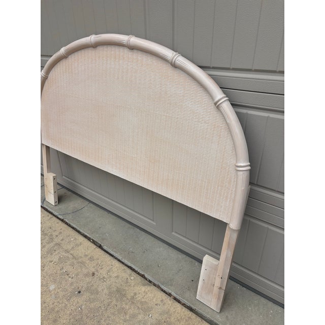 Broyhill Coastal Chic Bamboo & Wicker Headboard For Sale - Image 4 of 10
