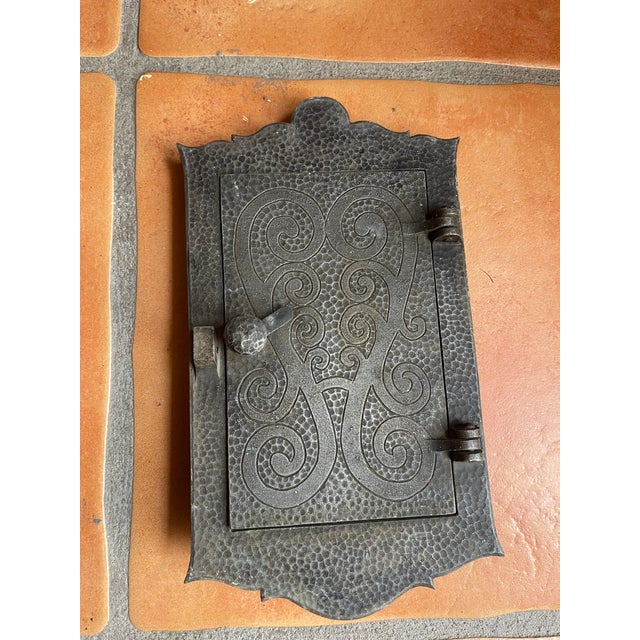 English Antique Circa 1930 "Dorgril" One-Piece Speakeasy Door Viewer & Knocker For Sale - Image 3 of 17