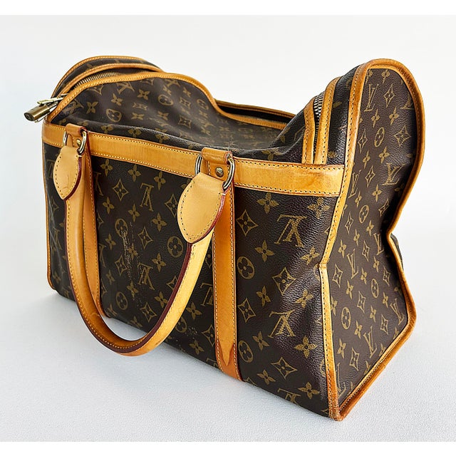 Brown Louis Vuitton Monogrammed Pet Carrier, Canvas, Cowhide, Mesh Window & Lining For Sale - Image 8 of 17