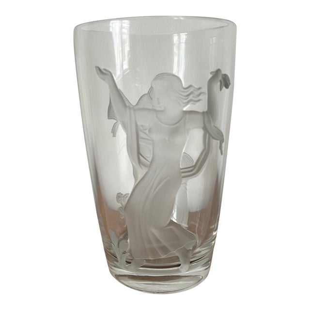 1940 Verlys Raised Seasons Art Deco Frosted Glass Vase Signed Carl Schmitz Verly For Sale