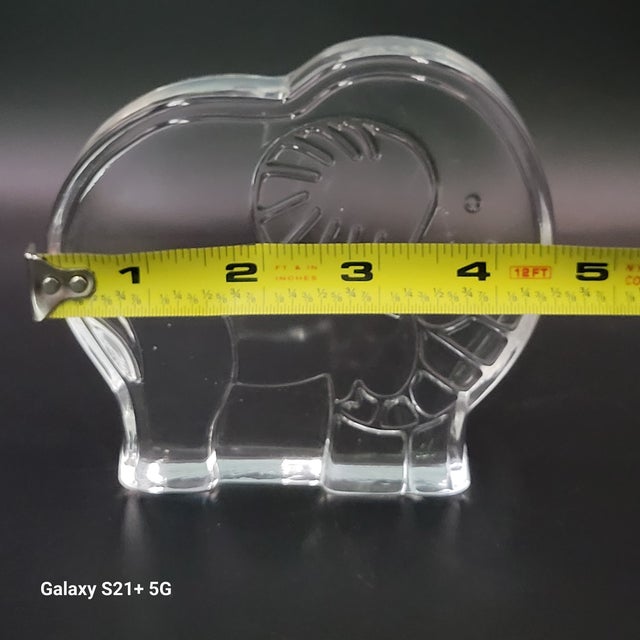 Vintage Dansk Glasburk Lead Crystal Elephant Paperweight Figurine Designed by Naiad Einsel, 1970s For Sale - Image 9 of 13