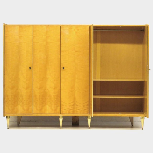 Large Mid-Century Modern 5-Door Wardrobe in Flamed Maple, 1960s For Sale - Image 6 of 9