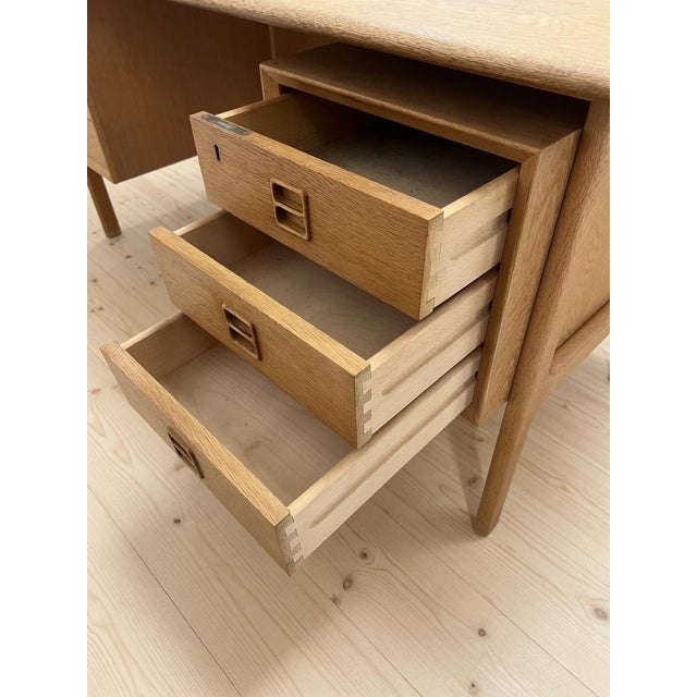 Oak Executive Desk by Arne Vodder for Brouer Møbelfabrik, Denmark, 1960s For Sale - Image 15 of 17