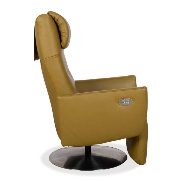 Seneca Armchair in Green Leather from Koinor For Sale - Image 15 of 18