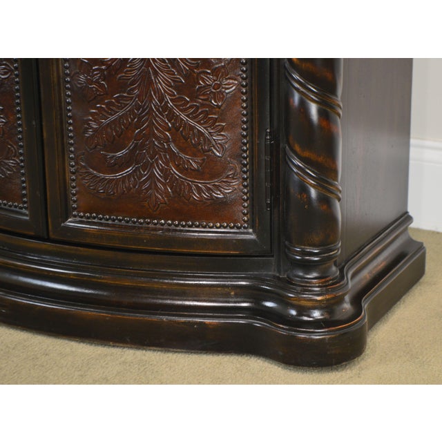 Hooker Furniture Co. Seven Seas Collection Embossed Design Console