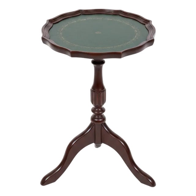 Vintage Bombay Scalloped Pedestal Side Table – Green Leather Top For Sale