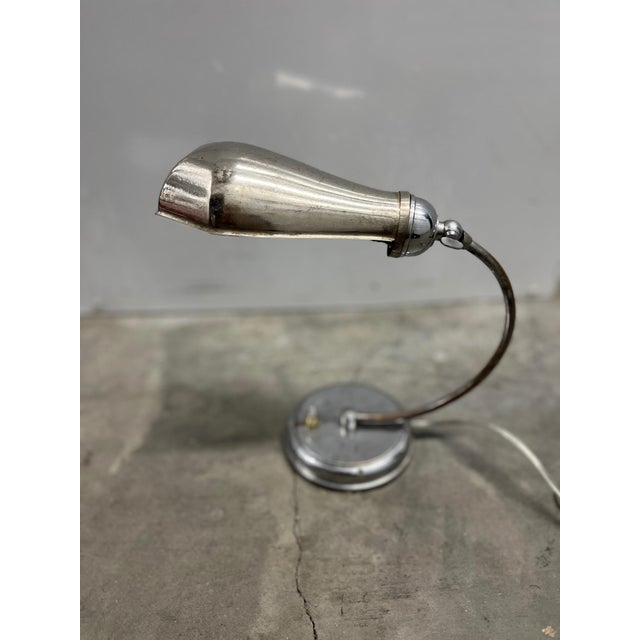 French 1930s Art Deco Adjustable Silver-Tone Desk Lamp For Sale - Image 4 of 11