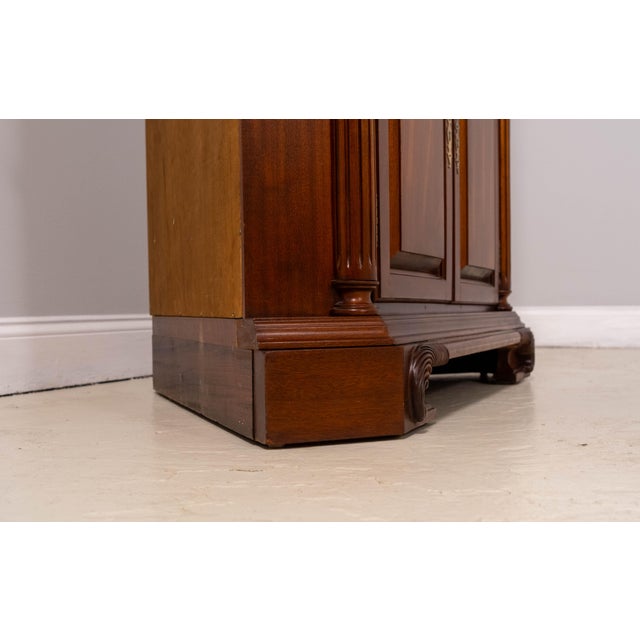 Hitchcock Mahogany Georgian Style Lighted Corner Cabinet For Sale - Image 13 of 18