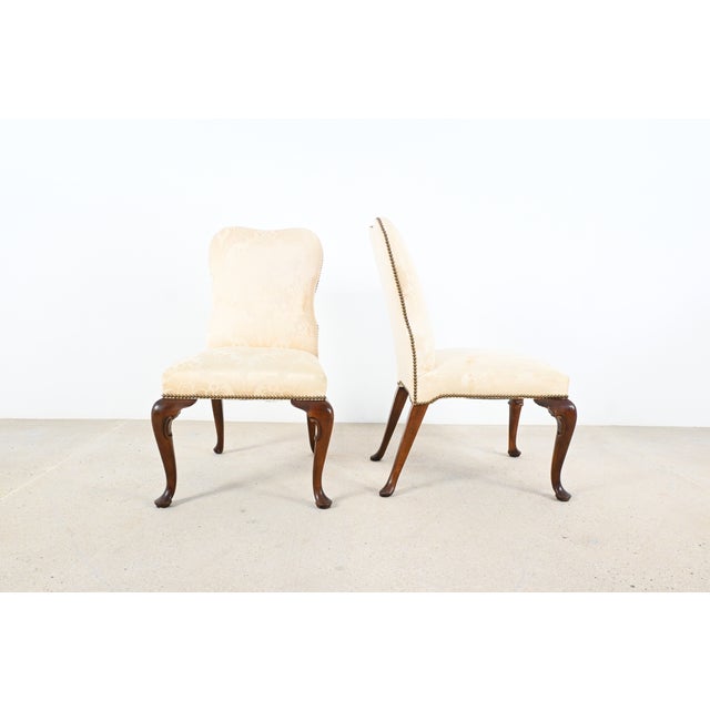 Wood Baker Furniture Queen Anne Mahogany Dining Chairs – Set of 6 For Sale - Image 7 of 14