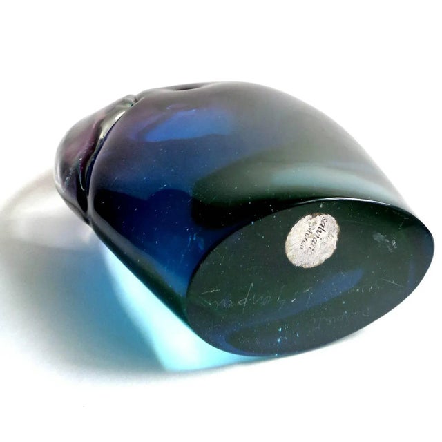 Beautiful, rare, and large vintage Murano hand blown Sommerso purple to blue Italian art glass toucan / parrot bird...