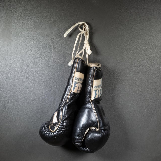 Rare Ray Flores Black Leather Boxing Gloves c.1950 For Sale - Image 4 of 4