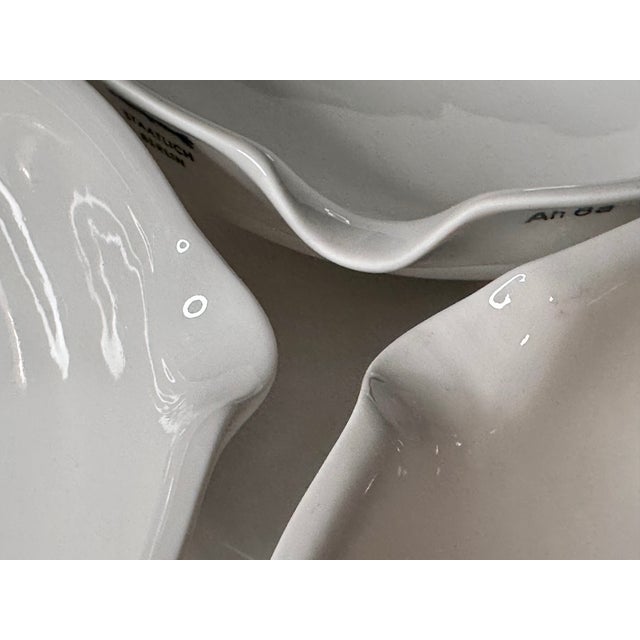 Porcelain LAB Bowls with Spout from KPM Berlin, Germany, 1920s, Set of 3 For Sale - Image 9 of 18