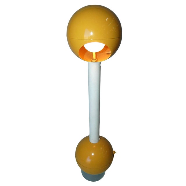 Mid-Century Modern 1960s Yellow Double Ball Barbell Desk Table Lamp by George Kovacs, Unsigned For Sale - Image 3 of 10