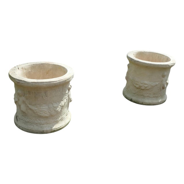Round Garden Planters with Winged Cherubs, 1970, Set of 2 For Sale