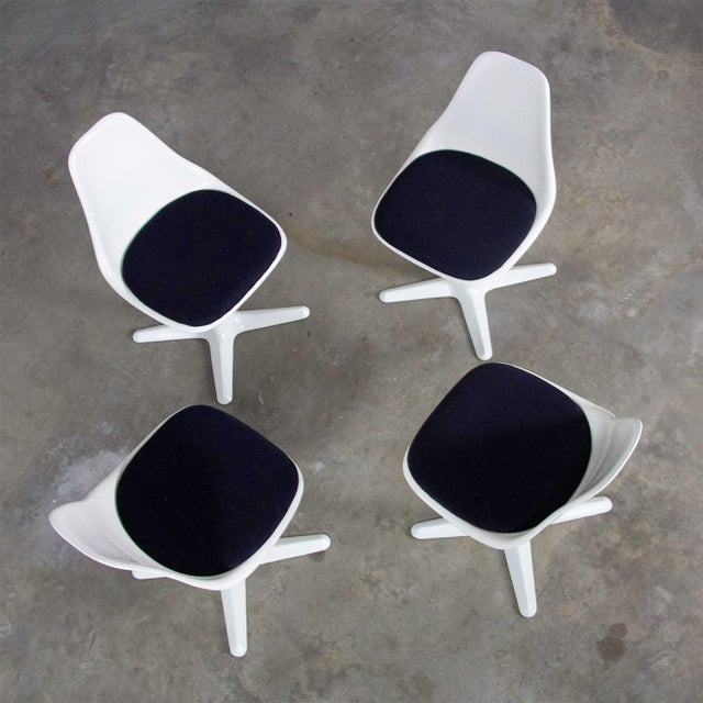 Mid-20th Century MCM Burke Tulip Side Chairs No 103 White Shell Black Cushions Oval Stationary 4 Prong Base Set of 4 For Sale - Image 18 of 18