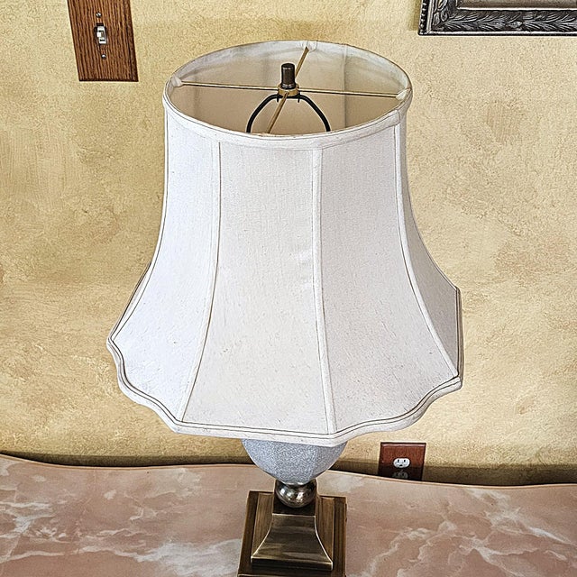 Vintage Crackle Glaze Ceramic Table Lamp on Antiqued Brass Base, Transitional Style For Sale In Washington DC - Image 6 of 18