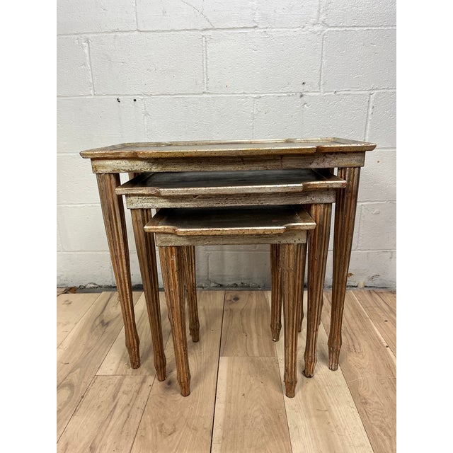 French 1960s Italian Florentine Silver-Gilt Wood Nesting Tables, Set of 3 For Sale - Image 3 of 12