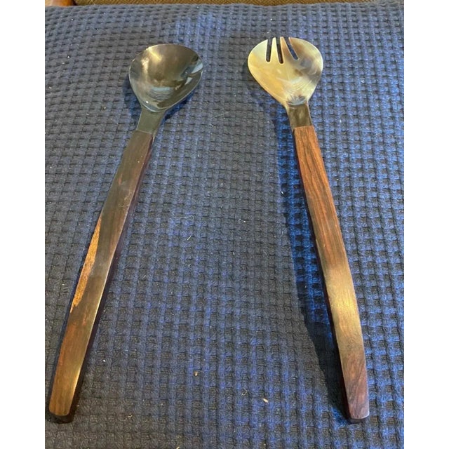 Mid-Century Modern Mid-Century modern Rosewood and Bakelite Salad Servers - A Pair For Sale - Image 3 of 10