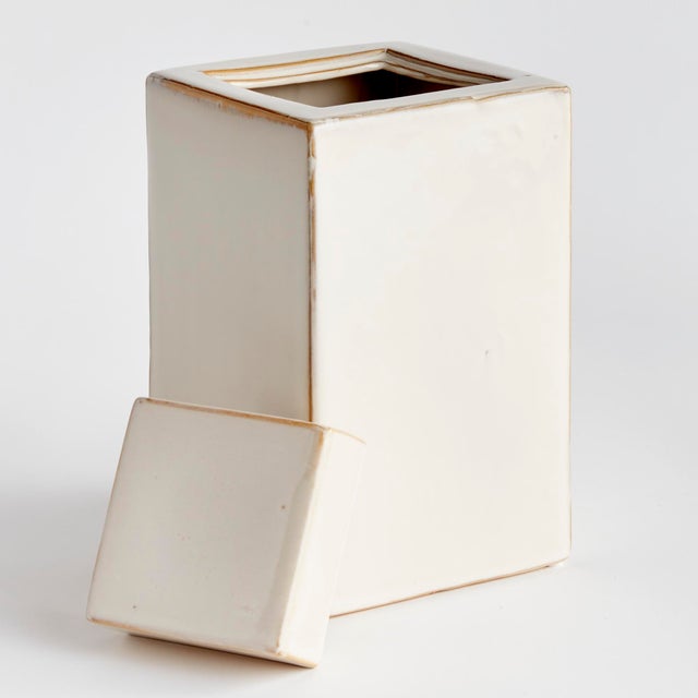 Kenneth Ludwig Chicago Ophelia Jar Large For Sale - Image 4 of 5