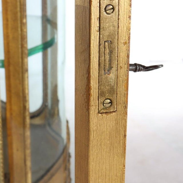 Wood Antique French Louis XIV Giltwood Curved Glass Vitrine C1890 For Sale - Image 7 of 18