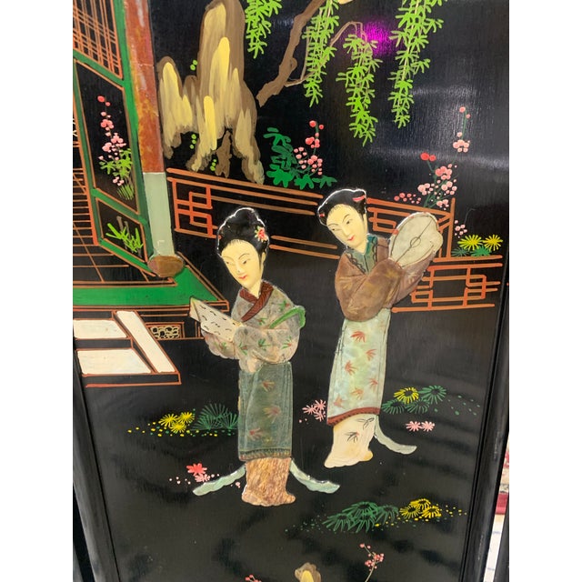 Chinese Vintage Hand-Painted Chinese Lacquer Wall Panel Set (4 Panels) For Sale - Image 3 of 10