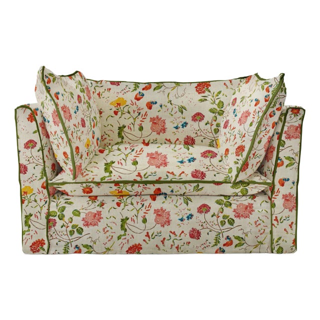 Sophie Conran Coco Loveseat with Contrast Welt Knife Edge Cushion in Andrew Martin Wildwood Ivory For Sale