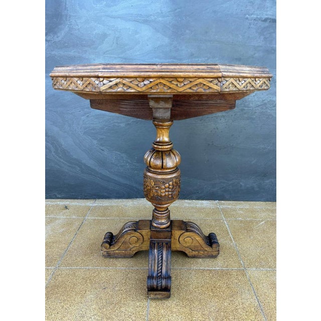 Renaissance Revival Carved Octagonal Pedestal Table, 1910 For Sale - Image 9 of 14