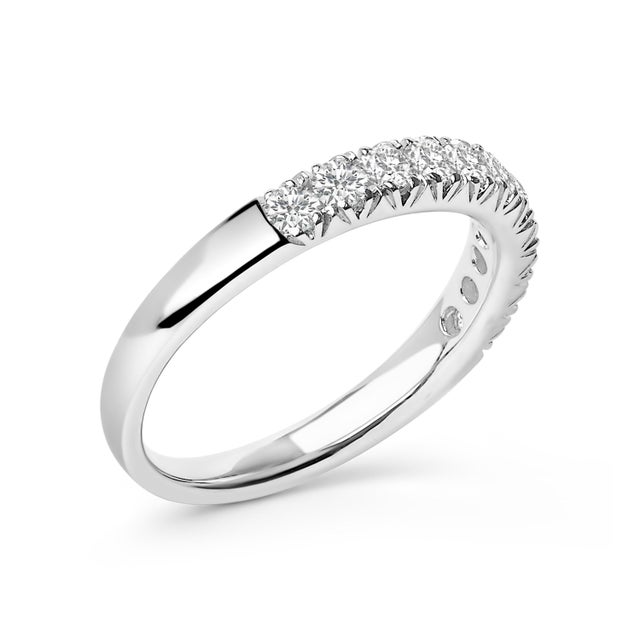 Contemporary 14K White Gold 1/2 Cttw Round Diamond 11 Stone Classic Band - Size 7.5 For Sale - Image 3 of 6