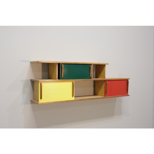Brown Wall Hanging Bookcase by Charlotte Perriand, 1960 For Sale - Image 8 of 15