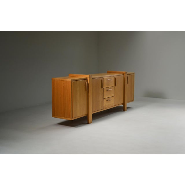Brutalist Large Brustalist Oak Sideboard, Belgium, 1990s For Sale - Image 3 of 9