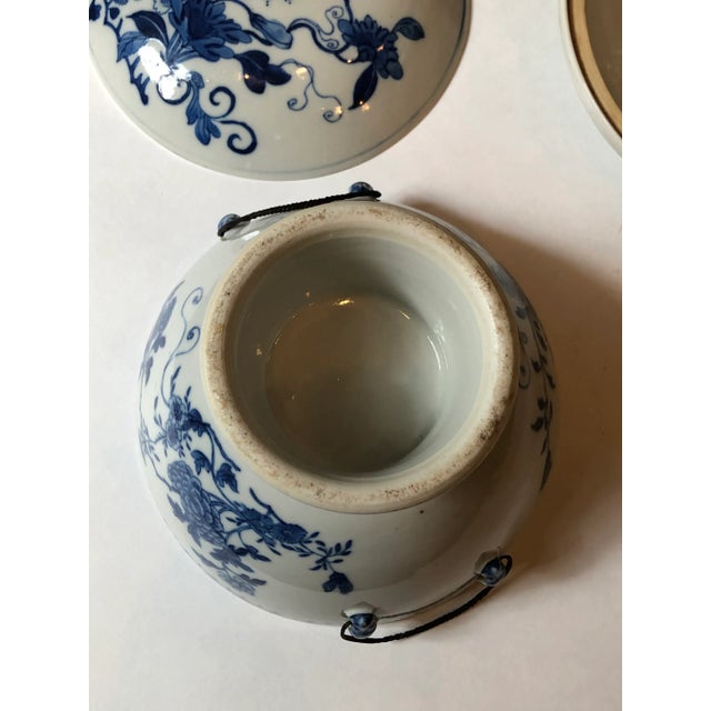 19th Century Chinese Blue & White Hot Water Dish With Liner For Sale - Image 9 of 12