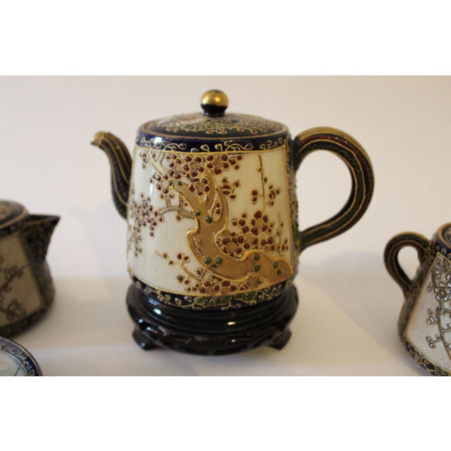 Japanese Vintage Sozan Japanese Hand-Painted Tea Service- 7 Pieces For Sale - Image 3 of 7