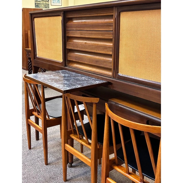 Iconic European Mid Century Modern Teak & Wicker Nesting Dining Suite W/ Credenza, Dining Table & Four Chairs c.1960 For Sale - Image 9 of 18