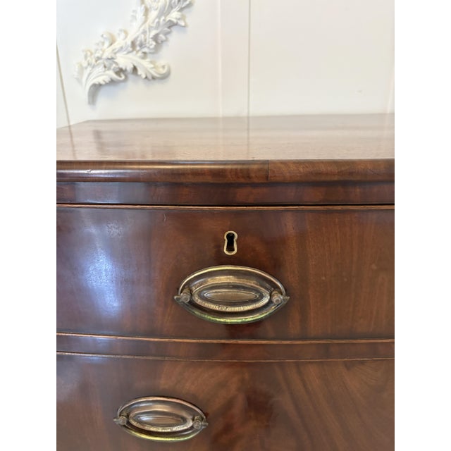 Antique Regency Figured Mahogany Bow Fronted Chest of 5 Drawers, 1830s For Sale - Image 6 of 9