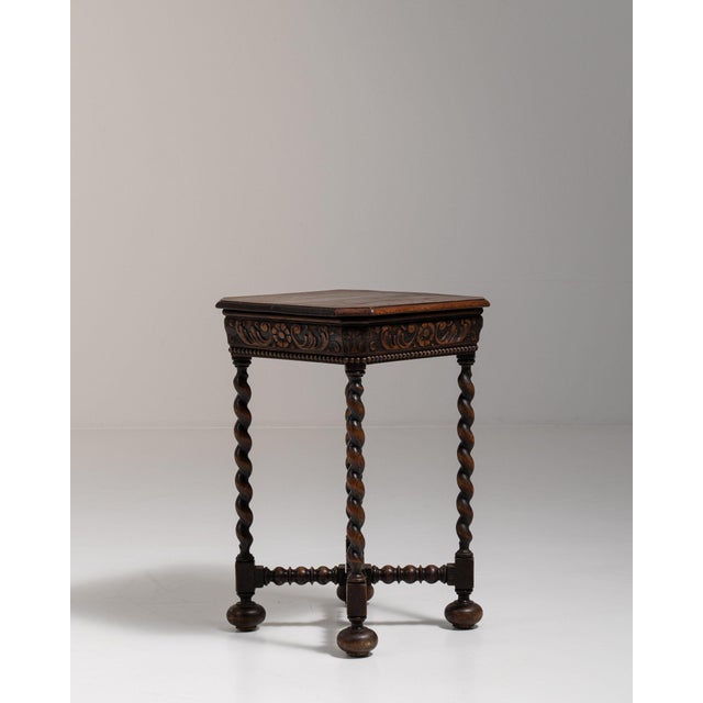 19th Century France Deep Walnut Brown Carved Barley-Twist Pedestal Side Table For Sale - Image 9 of 11