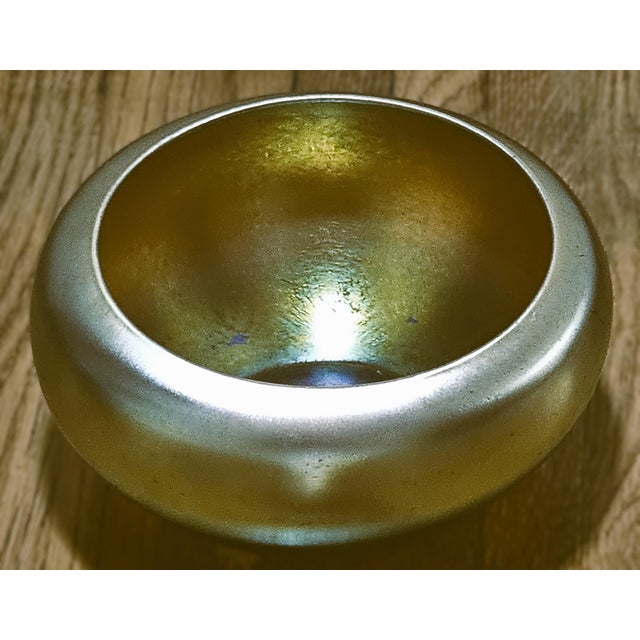 Early 19th Century Steuben Gold Aurene Rolled Rim Bowl, Signed 2687 — Carder Era Art Nouveau For Sale - Image 5 of 17