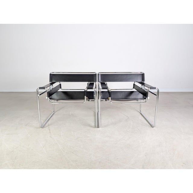 We are offering one of only two original "Wassily" armchairs (Model 50 LCL 80) by Knoll International for sale. Designed...