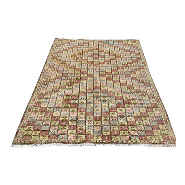 Vintage Pale Turkish Kilim Rug - 82 " X 104" For Sale