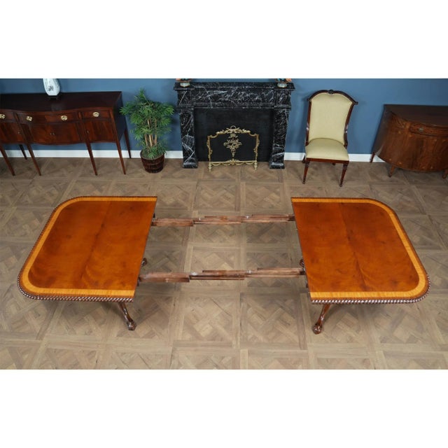 Brown 1980s Vintage Furniture South Mahogany Dining Table For Sale - Image 8 of 13
