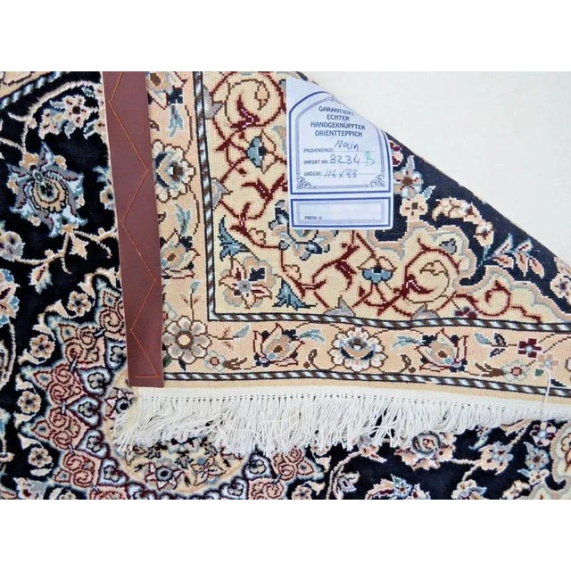 Middle Eastern Rug in Virgin Wool and Silk For Sale - Image 9 of 10