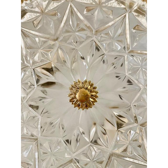 Sunburst Wall Lights in Gilt Metal and Crystal, Spain, 1960s, Set of 2 For Sale - Image 4 of 8