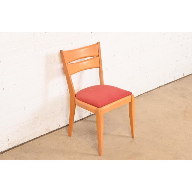 Heywood-Wakefield Heywood Wakefield Mid-Century Modern Solid Maple Side Chair, 1950s For Sale - Image 4 of 15
