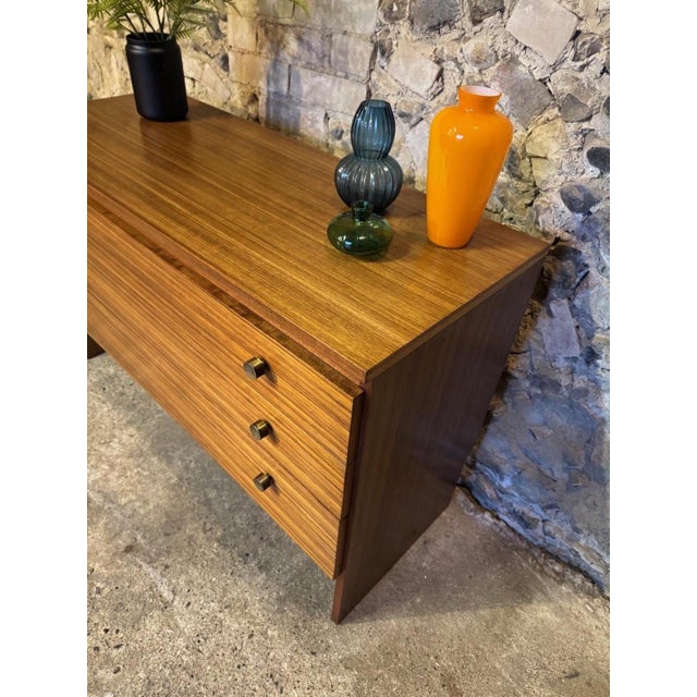 1960s Mid-Century Modernist Danish Teak Chest of Drawers from Meredew, 1960s For Sale - Image 5 of 18
